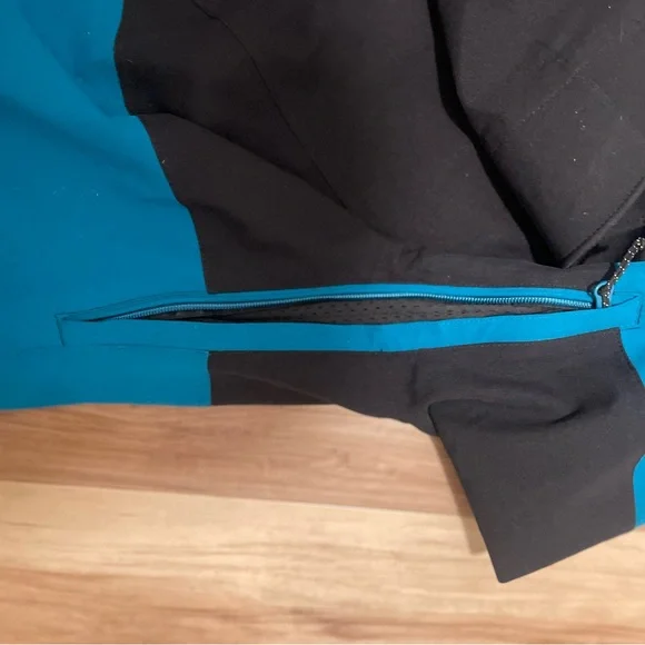 Volcom Teal and Black Jacket - Picture 6 of 6